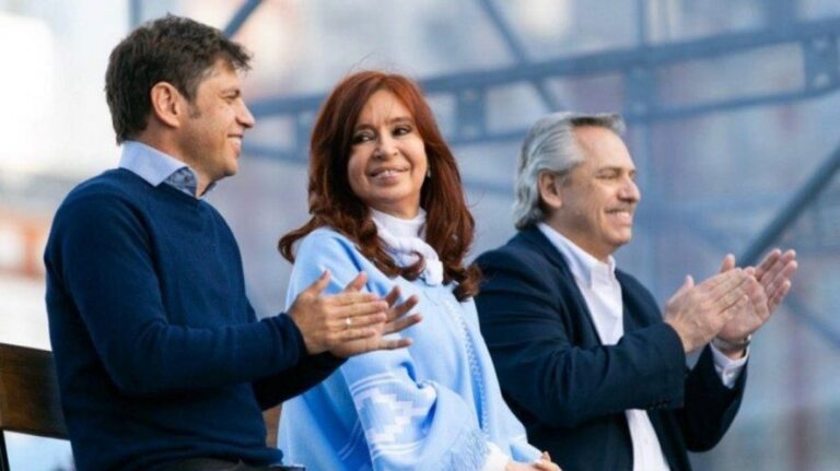 Alberto, Cristina y Kicillof encabezan un acto en La Plata