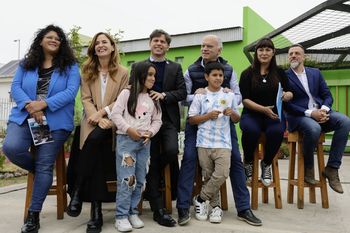 Axel Kicillof selló con Néstor Grindetti una inversión de 2 mil millones para Lanús