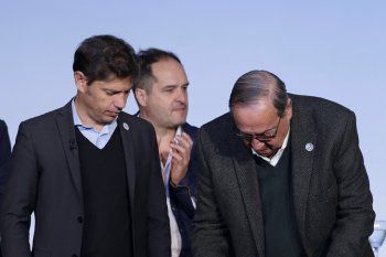 El incómodo momento que vivieron Axel Kicillof y el intendente radical de Tandil