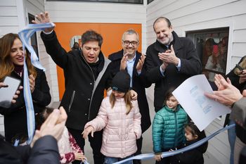 axel kicillof critico el paro disidente de los docentes de bahia blanca