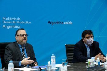 El Gobierno puso en marcha el Acuerdo Económico y Social junto a empresarios y sindicalistas