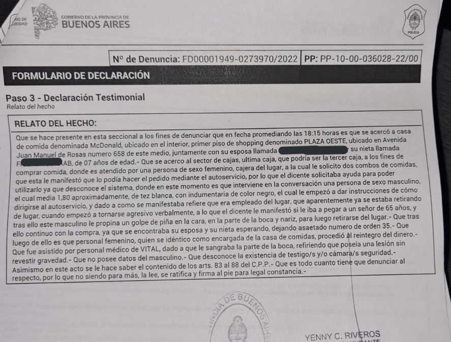 La denuncia realizada en la comisaría 7 de Castelar, en en el partido bonaerense de Morón por la agresión en el Shopping Plaza Oeste