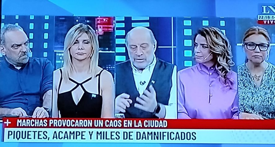 La imagen viralizada de los conductores de La Nación Más al enterarse del rating que CFK producía en C5N