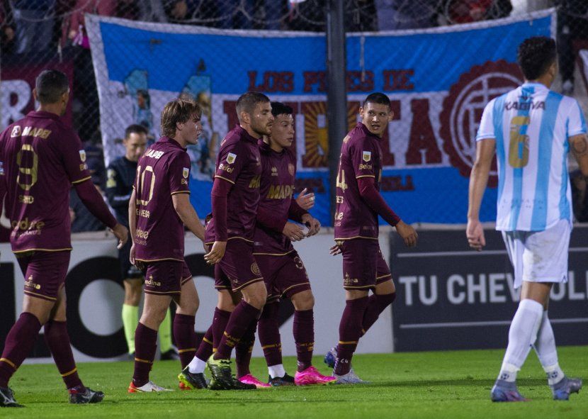 Lanús se impuso sin problemas ante Sol de Mayo de Viedma. (Foto: prensa Copa Argentina)