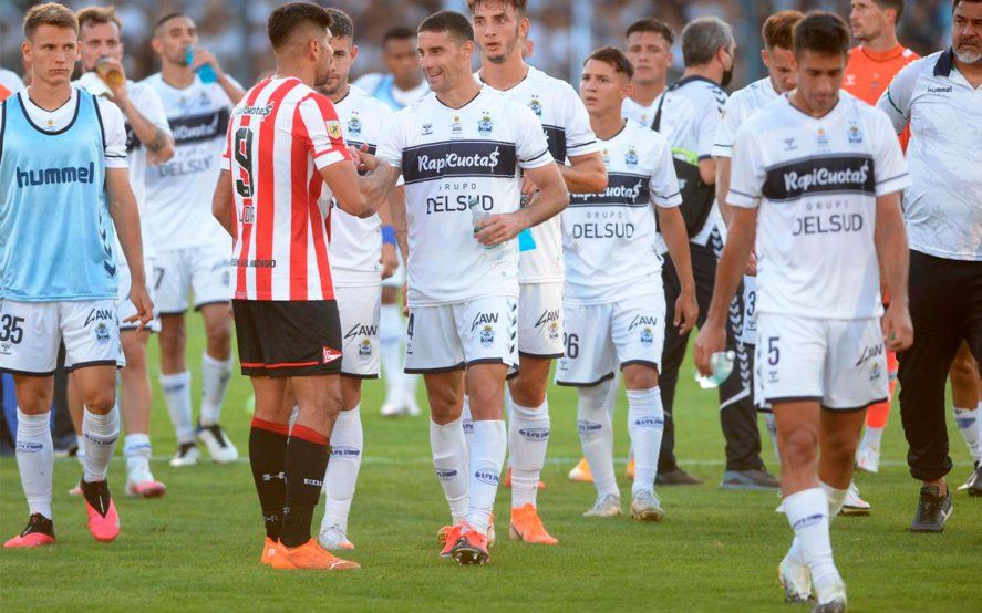 El Clásico entre Gimnasia y Estudiantes, como el último, será en el Bosque.
