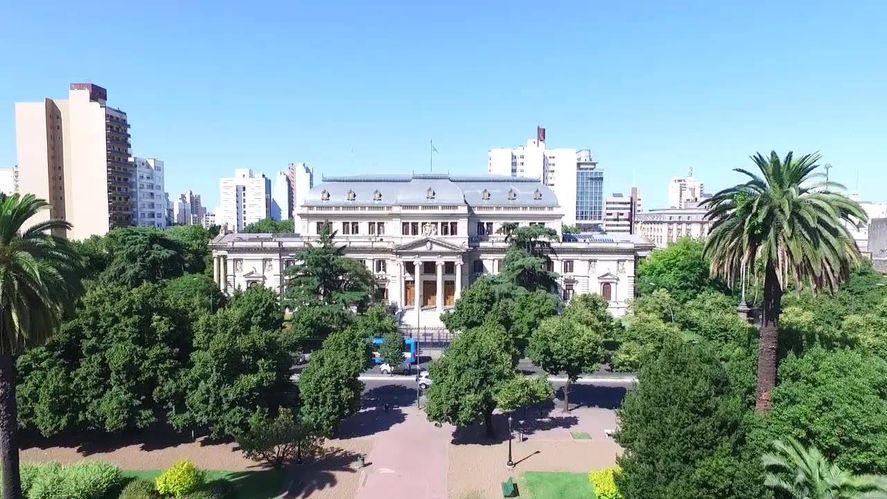 Cualquier ciudadano de la provincia de Buenos Aires puede presentar un proyecto de ley en la Legislatura bonaerense.