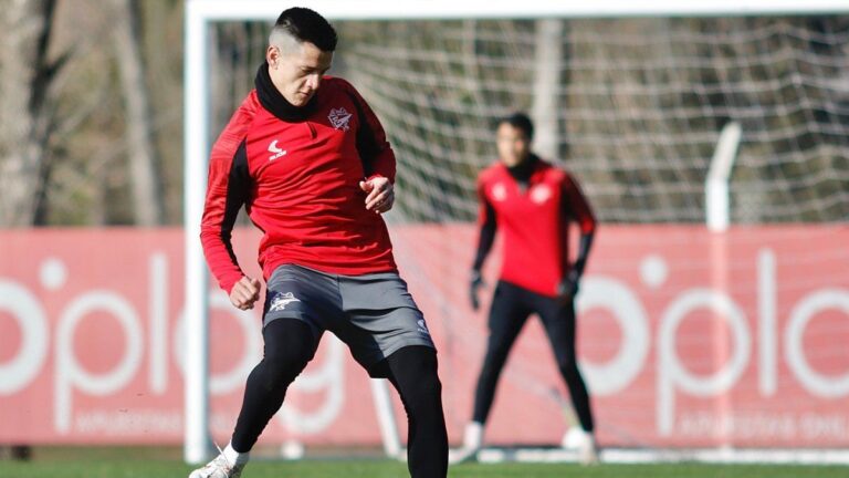 Estudiantes: el nombre por nombre de la enfermería Albirroja