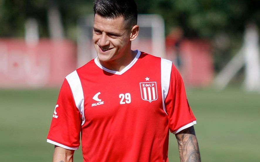 Leonardo Godoy, una de las figuras de Estudiantes en los últimos partidos, es una fija ante Atlético. (Foto: prensa EDLP)