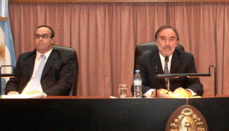 Bruglia y Bertuzzi le pidieron licencia a la Corte Suprema