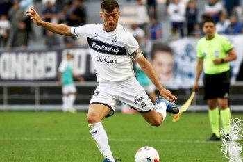 Licht jugó un partidazo ante Central Córdoba.