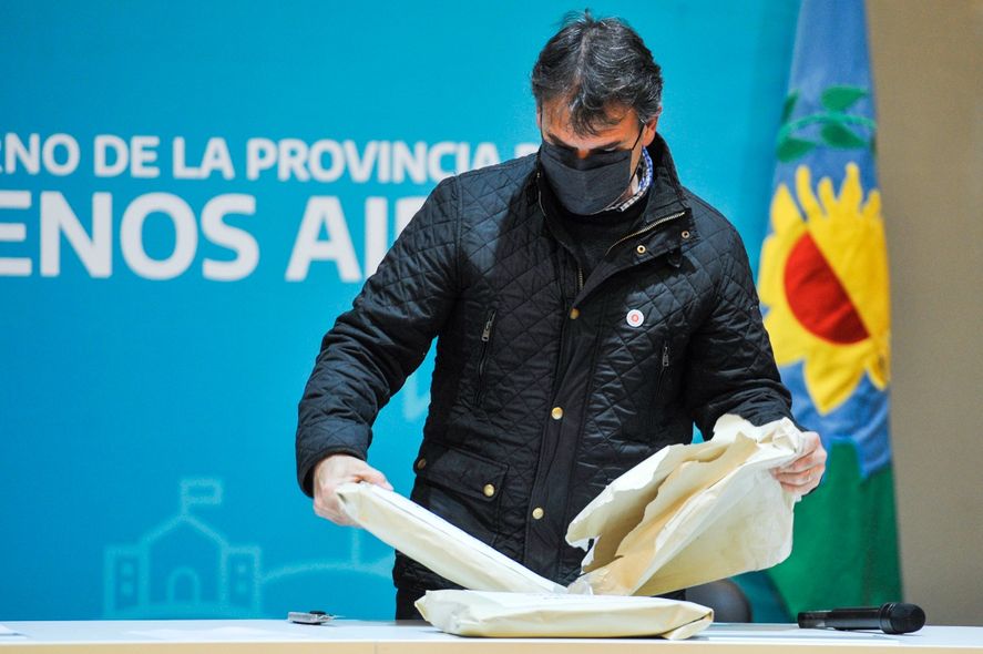 La apertura de licitaciones se realizó en el Ministerio de Infraestructura.