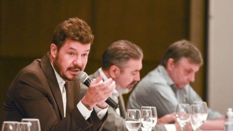 ¿Vuelven los hinchas?: conocé la reunión de la Liga