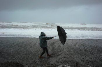 alerta meteorologica por viento y lluvia: ¿a que ciudades afectara?