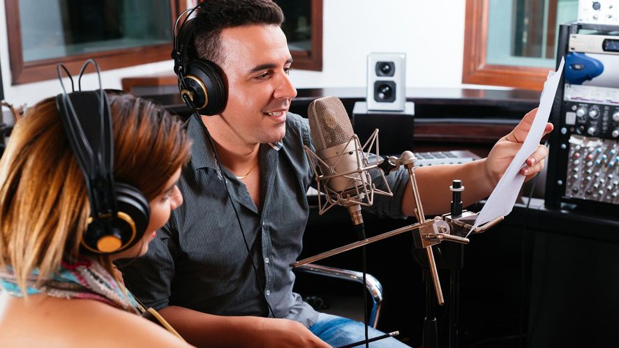 Cada 3 de julio se celebra el Día Nacional del Locutor.