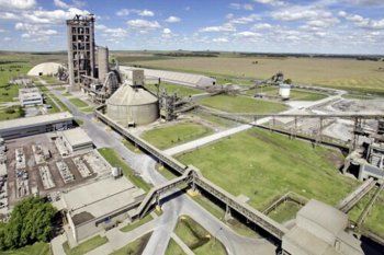 loma negra inaugura una mega planta de cemento en olavarria