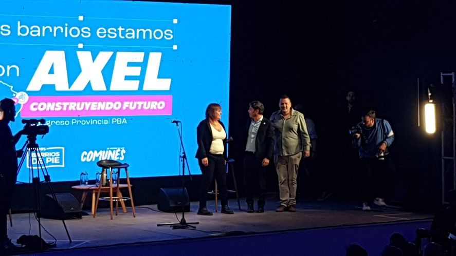 Los movimientos sociales salieron abiertamente a respaldar la reelección de Axel Kicillof