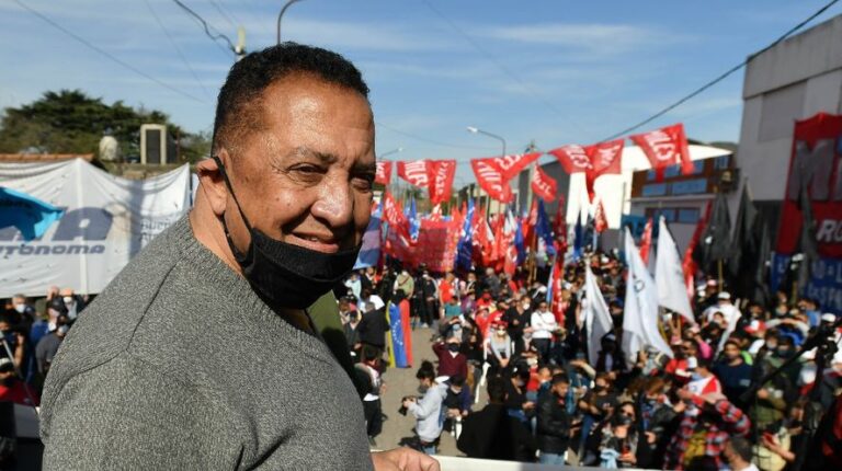 Luis D’Elía: “El Gobierno está dando vuelta el resultado”