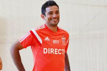 Estudiantes rearma sus Divisiones Juveniles: un campeón dijo que no y van por otro para reemplazarlo