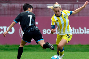 Maira Sánchez, la jugadora de Rosario Central que denunció que el club la echó por besar a uan compañera. Desde el club negaron ese motivo.