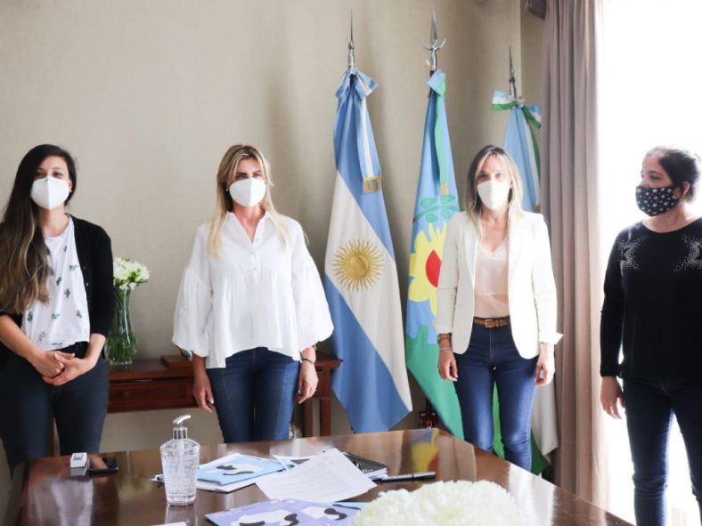 Malena Galmarini continúa con las actividades al frente de AySA