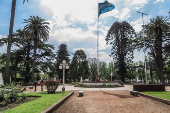 marcos paz se prepara para un fin de semana lleno de cerveza y jamon crudo