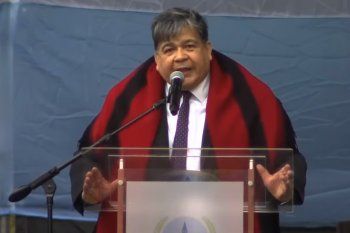 Mario Ishii le advirtió a los medios de comunicación que si no aflojan con las malas noticias, el pueblo se va a levantar contra ellos.
