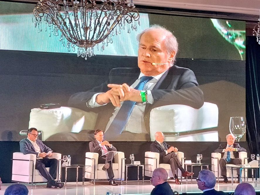 Martín Migoya (Globant), Carlos Miguens (Grupo Miguens), Paolo Rocca (Techint) y Federico Braun (La Anónima).