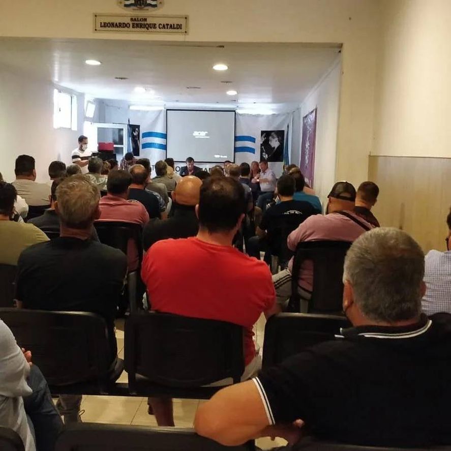 Más de 50 gremios nucleados en la CGT respaldaron la exploración petrolera 