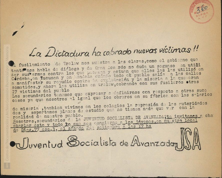 Los folletos que forman parte del informe que la Comisión por la Memoria entregó a familiares de la Masacre de Trelew.