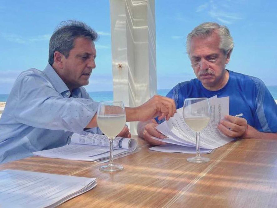El presidente Alberto Fernández y el ministro de Economía encaran la jornada con presencia en una obra clave a la que apuestan desde el Frente de Todos.