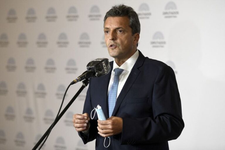 Massa impulsa un proyecto de alivio fiscal para autónomos y monotributistas