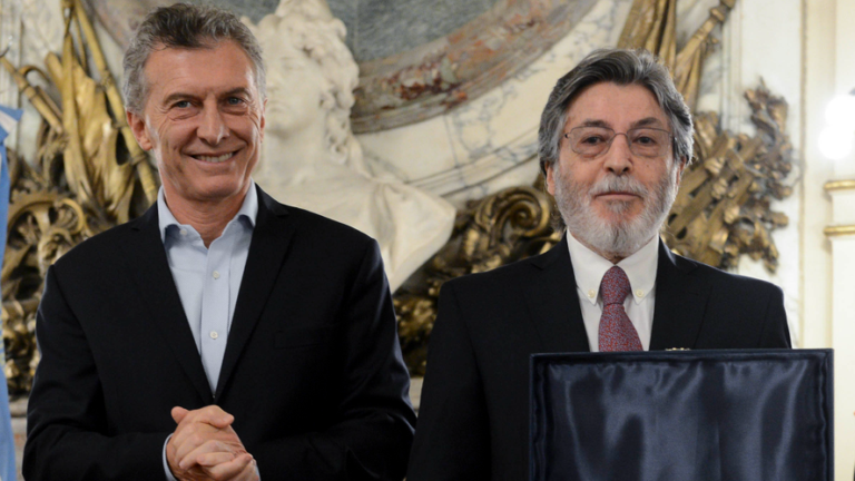La AFIP denunció a dos ex funcionarios macristas ante la Oficina Anticorrupción por contratar personal incompatible