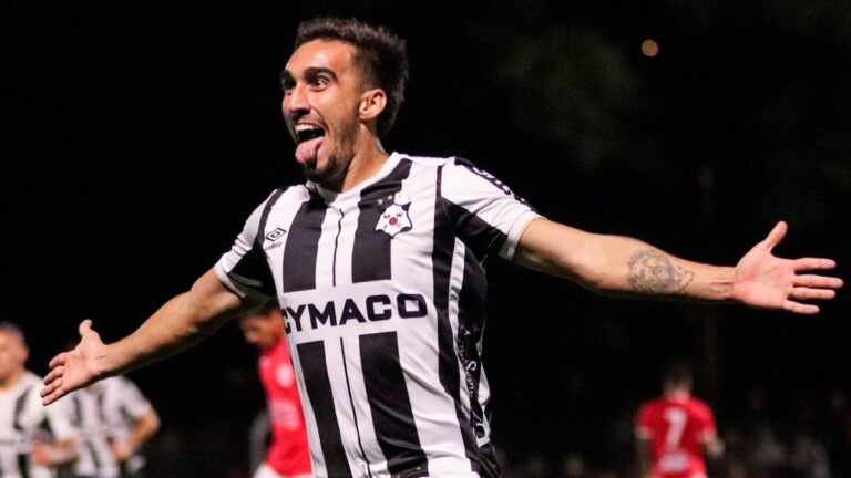 Alejandro Comesaña, representante de Mauro Méndez: “Estamos cerca de que vista la camiseta de Estudiantes”