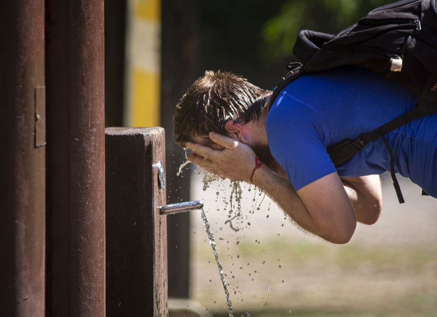 El Servicio Meteorológico Nacional anunció un alerta amarillo por temperaturas extremas en parte de la región bonaerense. Enterate cuáles son las localidades.