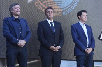 Sergio Massa, Máximo Kirchner y Wado De Pedro en Comodoro Rivadavia. El Frente de Todos vuelve a mostrarse unido.