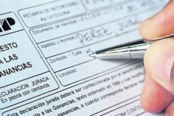 Medio millón de jubilados y empleados provinciales se beneficiarán con la modificación de Ganancias
