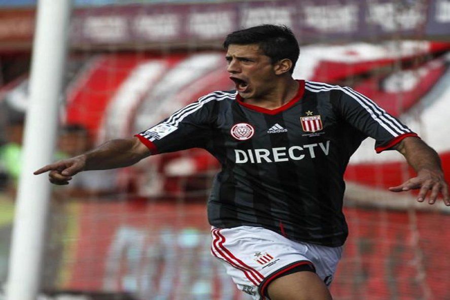 Diego Mendoza, en su etapa como futbolista de Estudiantes