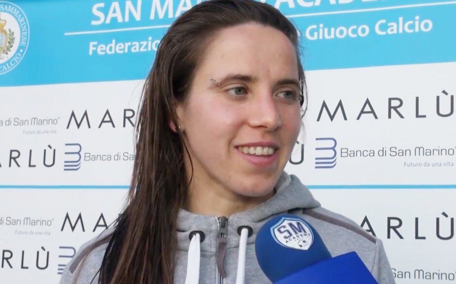Desde 2017 Menín es la capitana del fútbol femenino de San Marino.