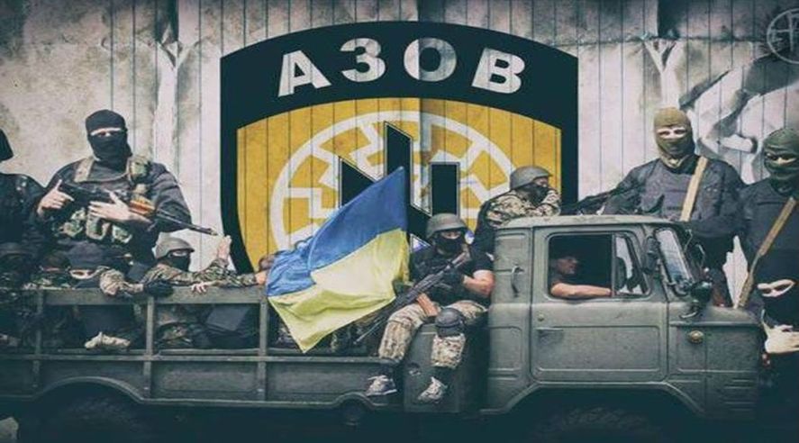 Miembros del batallón Azov que lleva el nombre del mar al que da Mariupol, su sede principal. Nikolái Krávchenko, fue abatido en Ucrania por las tropas de Rusia y es despedido con honores por nazis de toda Europa 