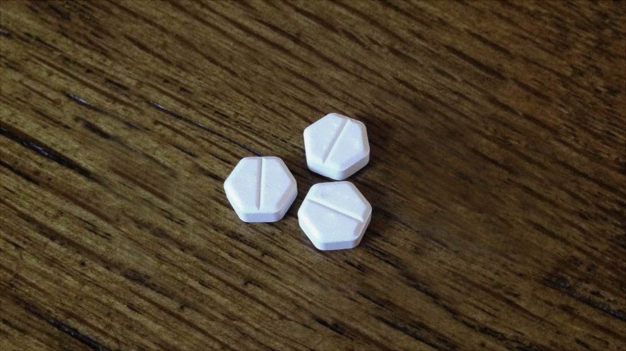 El misoprostol es de venta legal con receta y puede ser recetado por médicos de cualquier especialidad