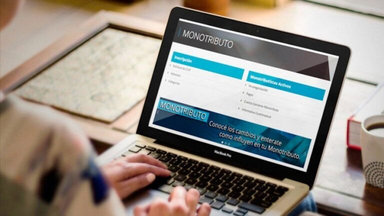 AFIP: suspenden bajas de monotributo por falta de pago