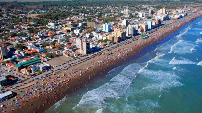 Monte Hermoso y Pehuén Có rechazan pedir test a turistas