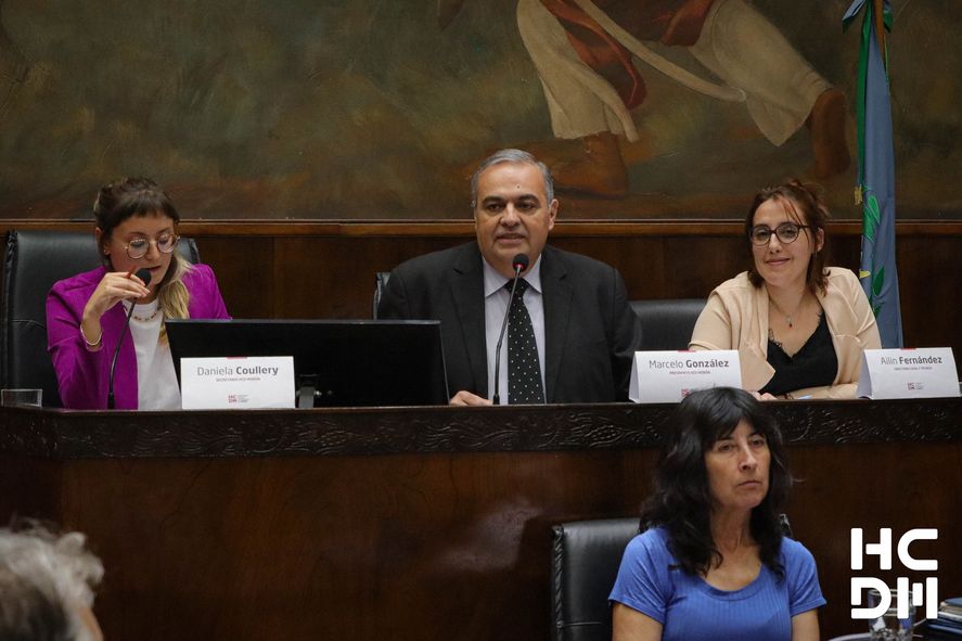 Morón: Interna de Juntos estalló en plena sesión y hubo piñas en las gradas Morón: Interna de Juntos estalló en plena sesión y hubo piñas en las gradas