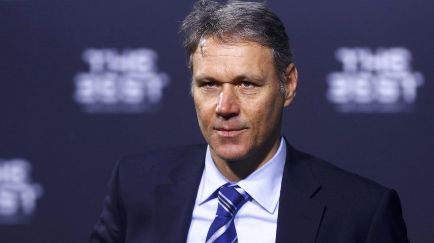Van Basten y su comparación entre Messi y Maradona
