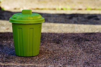 Instalan una estación de reciclaje en playas de Pinamar y Mar del Plata.