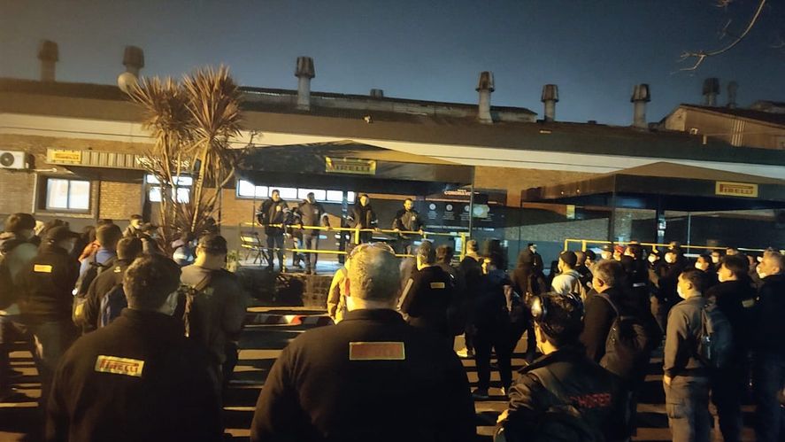 Neumáticos: sobre un total de 18 audiencias, en 17 de ellas no hubo ninguna oferta superadora por parte de las empresas