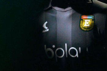 Estudiantes tiene nueva camiseta.