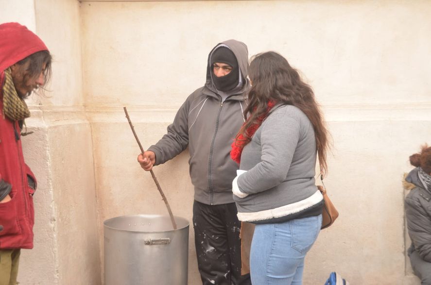 Olavarría: Toma, desalojo y olla popular frente al Municipio Olavarría: Toma, desalojo y olla popular frente al Municipio