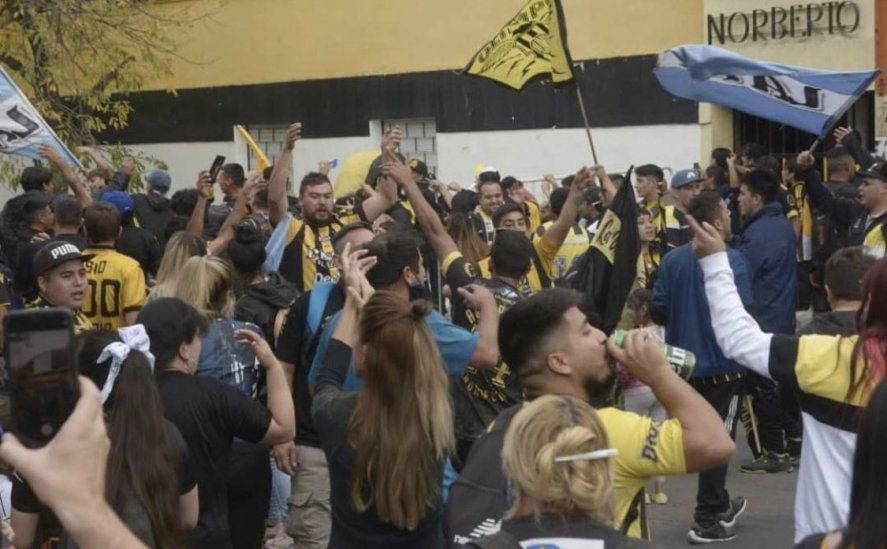 La vuelta del público, en principio sería sólo en la Primera división.