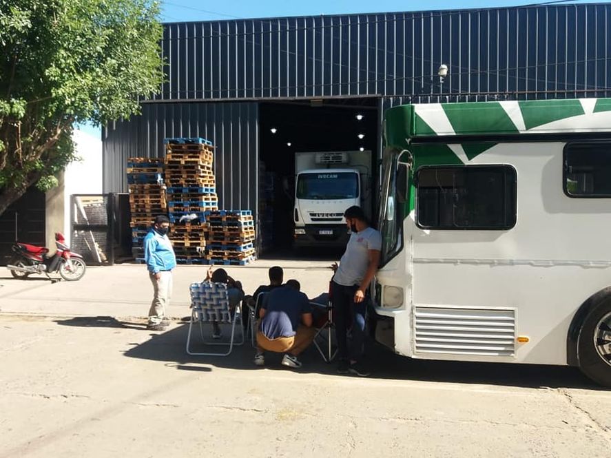 Ordenan la detención de un concejal y sindicalista de Camioneros en San Nicolás . Pablo Moyano apuntó a Julio Conte Grand